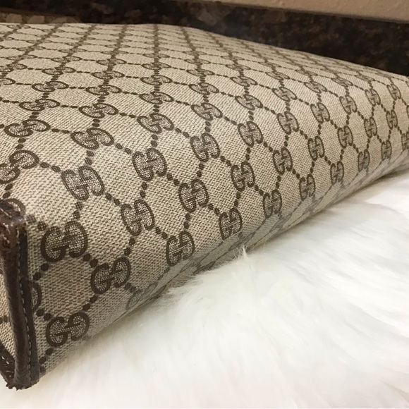 Gucci Monogrammed PVC Leather Tote - Picture 9 of 16